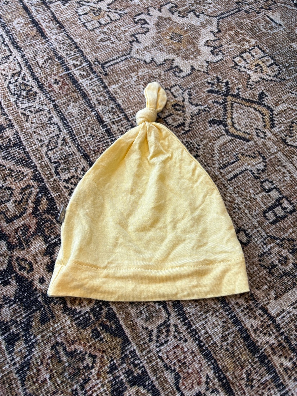 Kyte BABY Yellow Top Knot Hat - Soft Baby Beanie